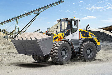 Radlader L 526