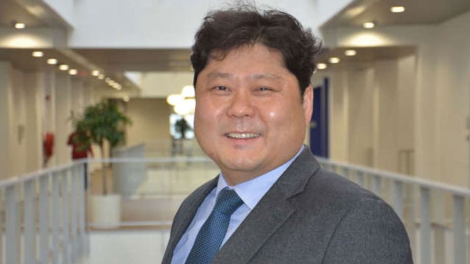 Sungwoo Lee