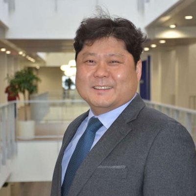 Sungwoo Lee