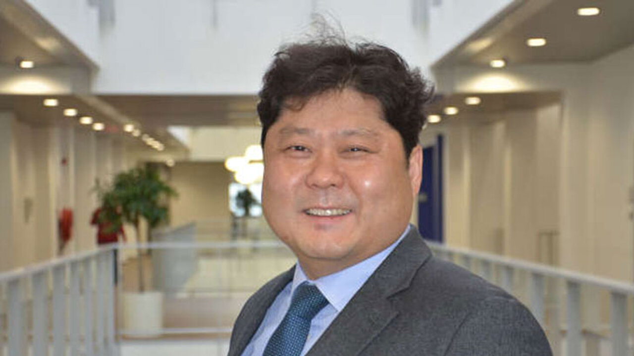 Sungwoo Lee
