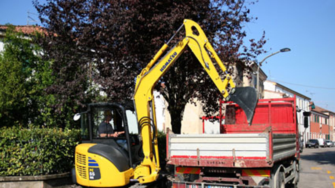 Komatsu PC55MR-3