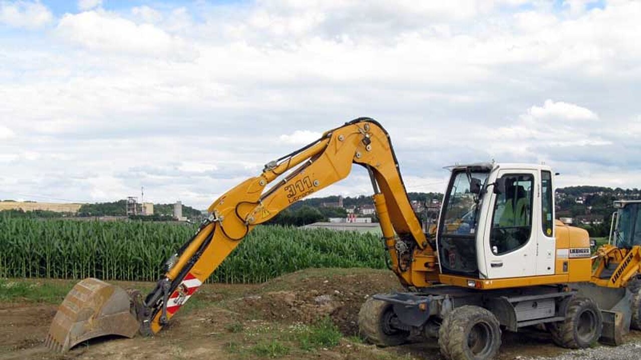 Liebherr A 311