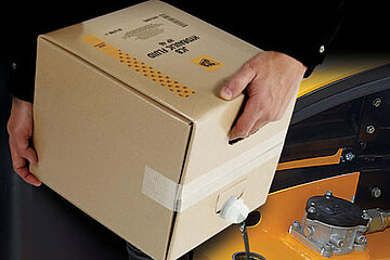 JCB Schmierstoffverpackung