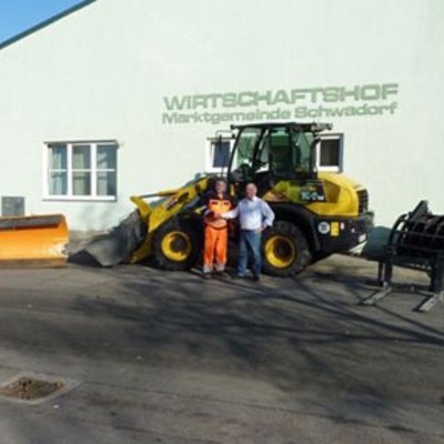 Komatsu WA 100M