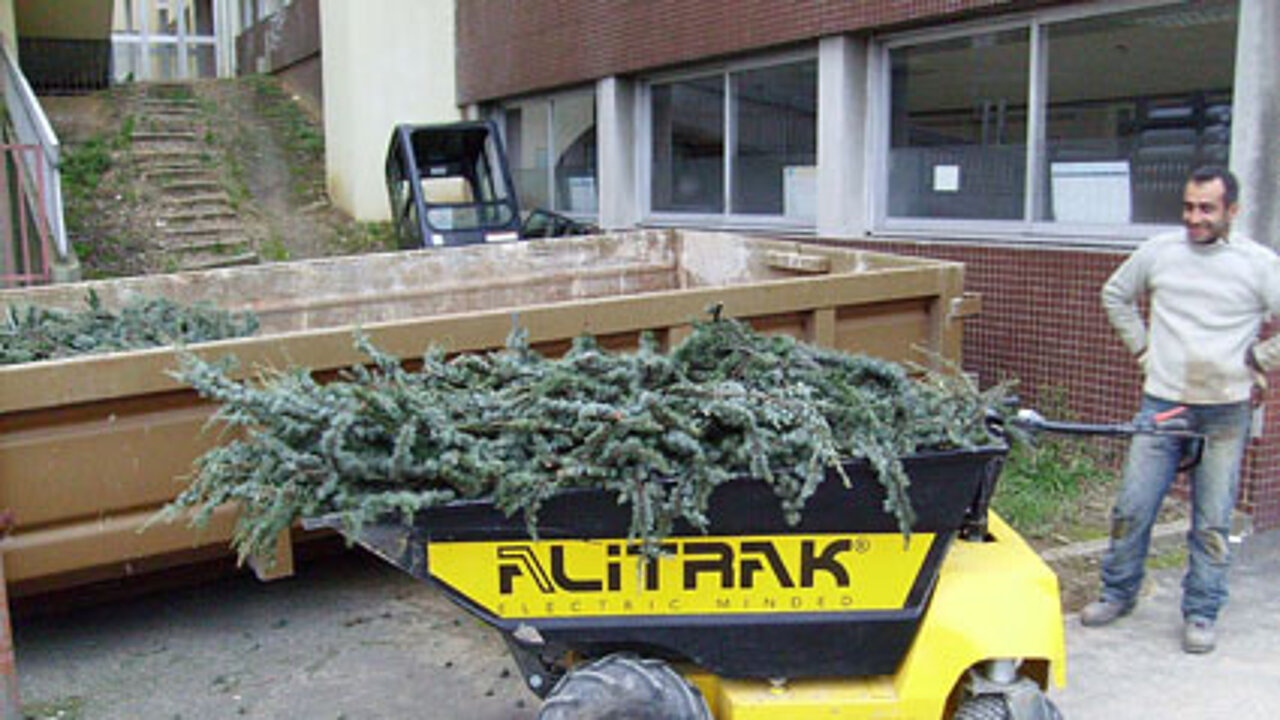 Alitrak - Elektrisch angetriebene Transporter Alitrak - Elektrisch angetriebene Transporter