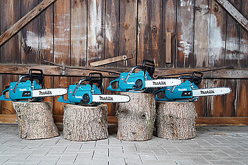 Makita Kettensägen