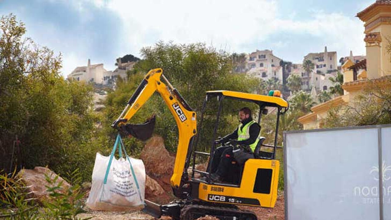 Minibagger JCB 15C-1