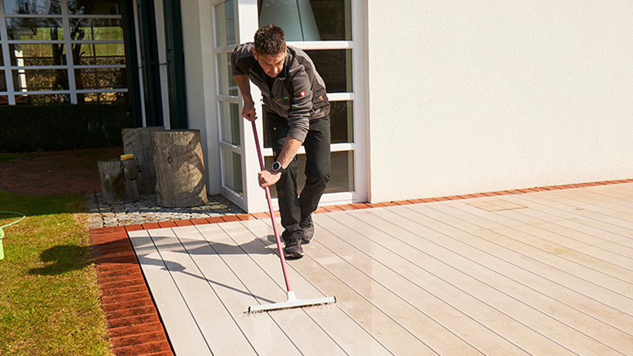 Terrassenreinigung
