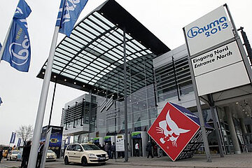 Haupteingang bauma 2013