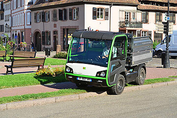 ET LANDER Elektromobil