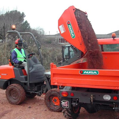 AUSA Maschine