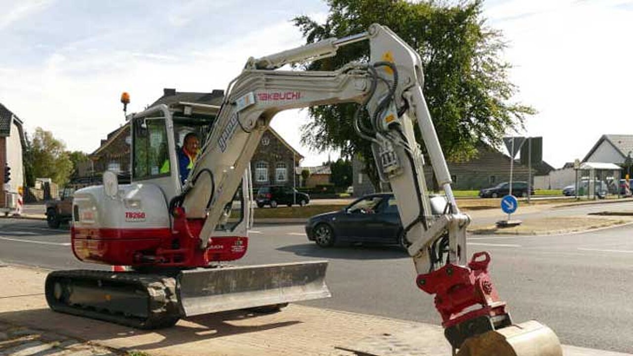 Takeuchi TB 260
