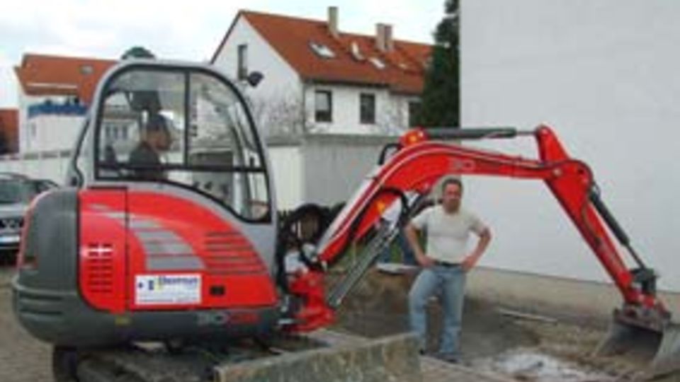 Neuson 3003