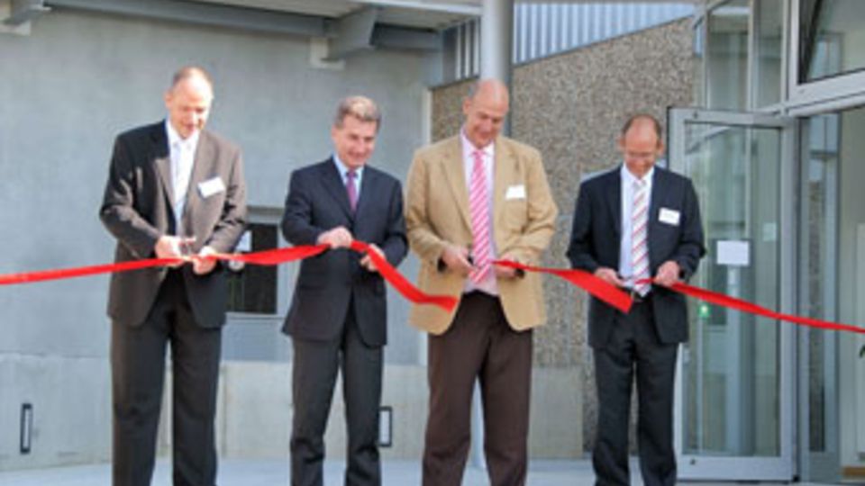 Einweihung der neuen Firmenzentrale