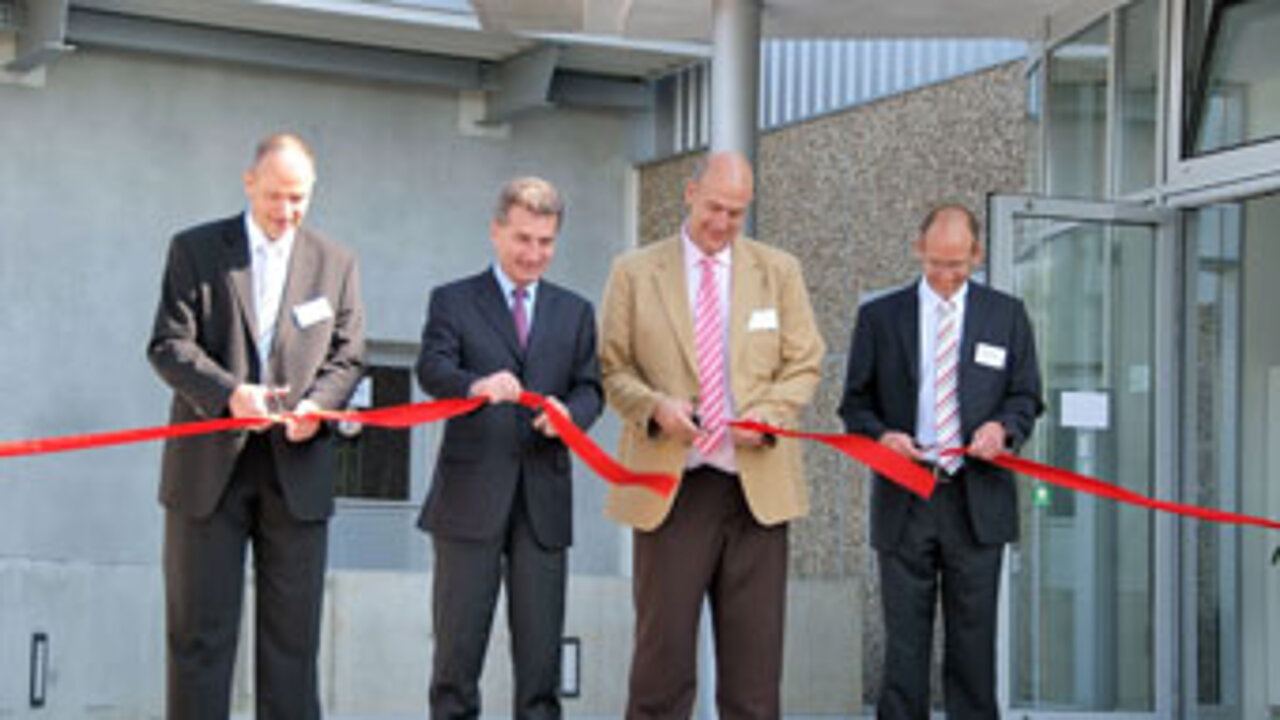 Einweihung der neuen Firmenzentrale