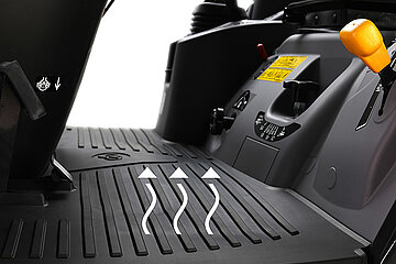 ISEKI Traktor TXGS 24