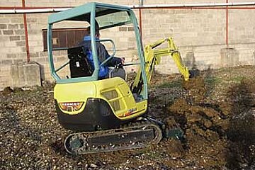 Ammann-Yanmar SV15