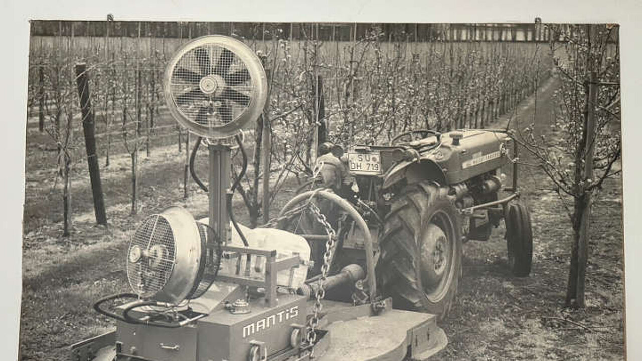 Erstes Modell