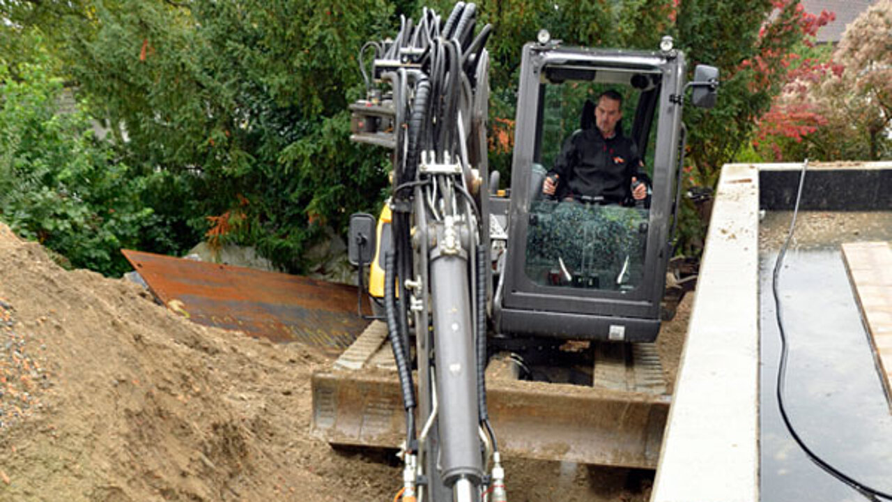 Mecalac-Skid-Bagger-Wörner