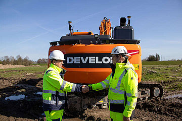Doosan und Leica