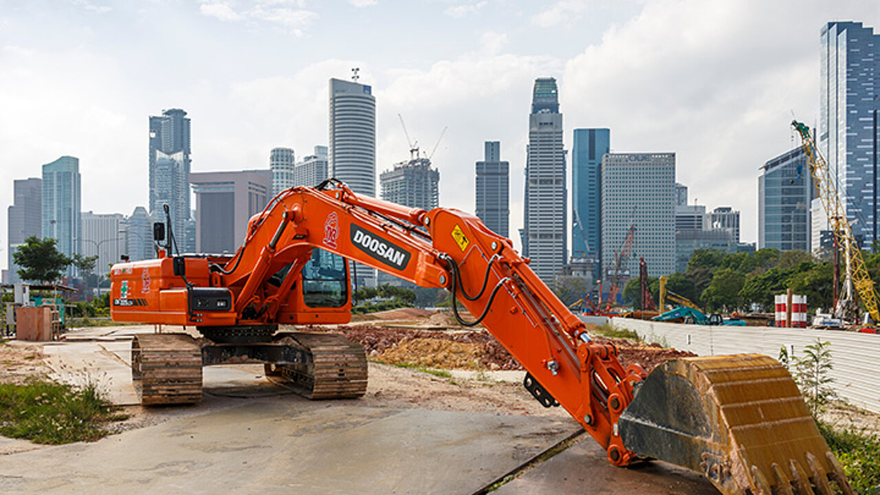 DOOSAN DX225