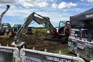 Takeuchi Stand