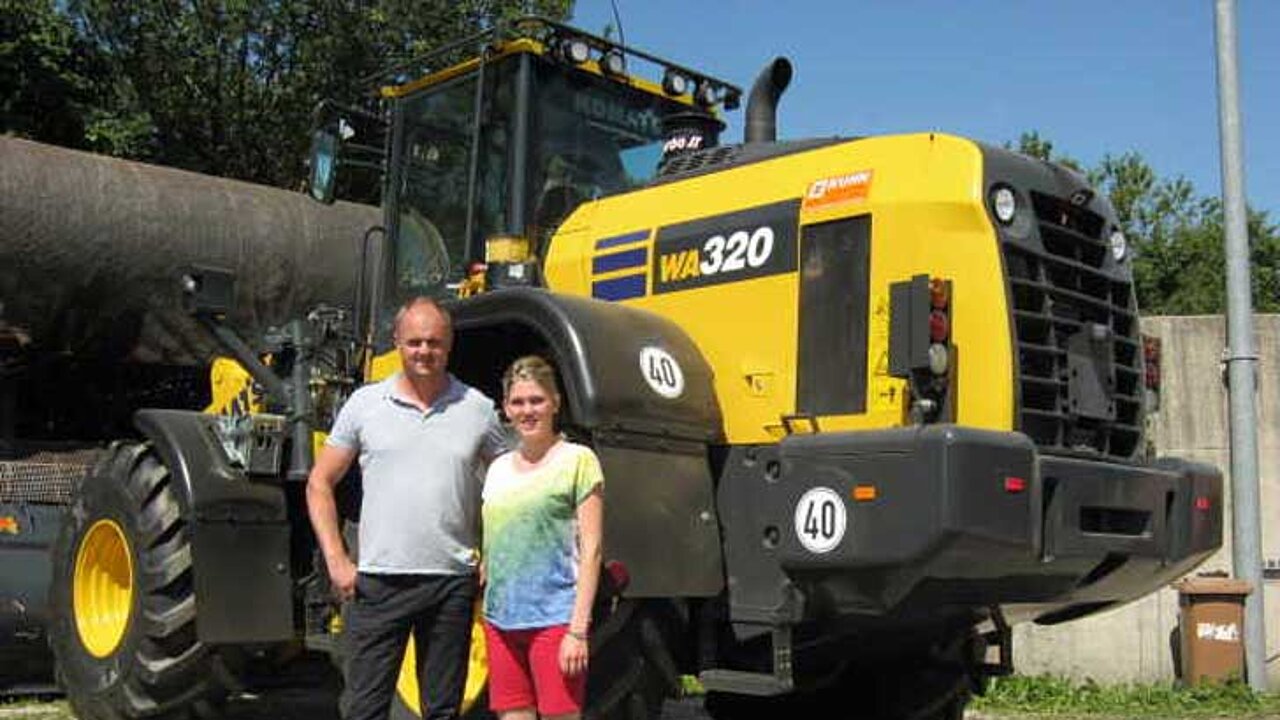 Komatsu Radlader WA320-8
