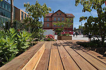 Sitzgelegenheiten