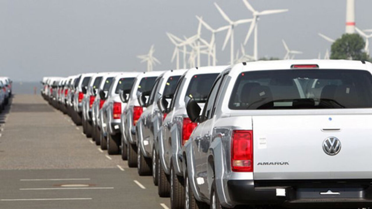 Amarok am Hafen