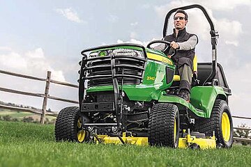 Kompakttraktor der Serie X900
