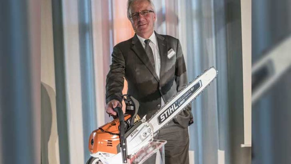Motorsäge mit elektronisch gesteuerter Einspritzung