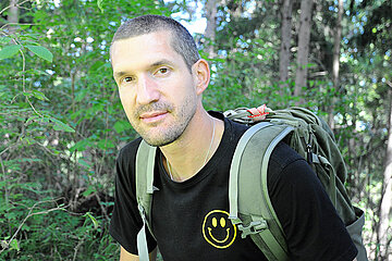 AST GmbH Survivaltouren