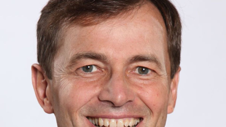Dr. Bernd Scherer