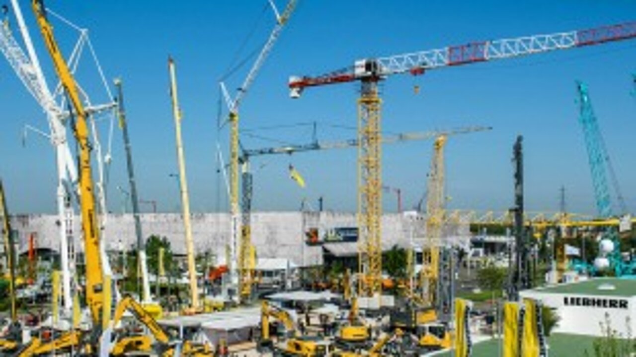 Liebherr auf der Intermat 2015