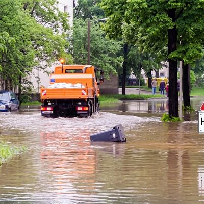 Überflutungen nach starken Regenfällen
