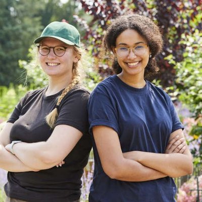 Azubis im Gartenbau