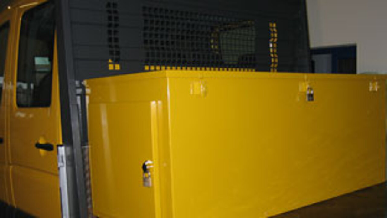 HS-BOX