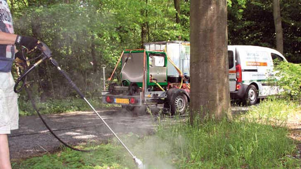 Zusatztank und Notstromaggregat