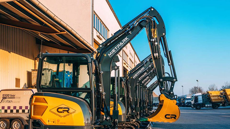 Hyundai Minibagger CR Rental