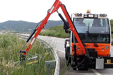 Ausa M 350 H