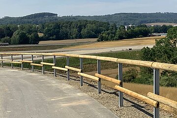 Stahl-Holzgeländer