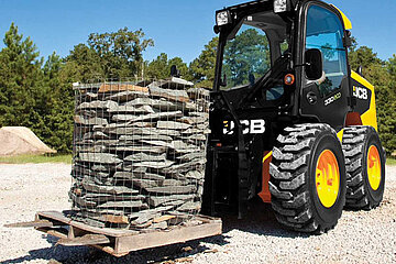 Kompaktlader JCB 330