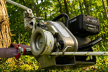 PORTABLE WINCH Winden mit ALLPRO-Akku