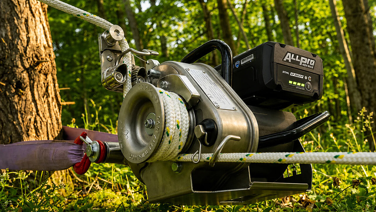 PORTABLE WINCH Winden mit ALLPRO-Akku von Stihl