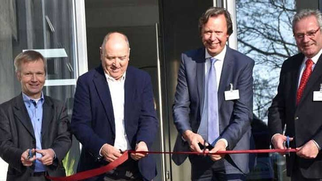 Feierliche Eröffnung
