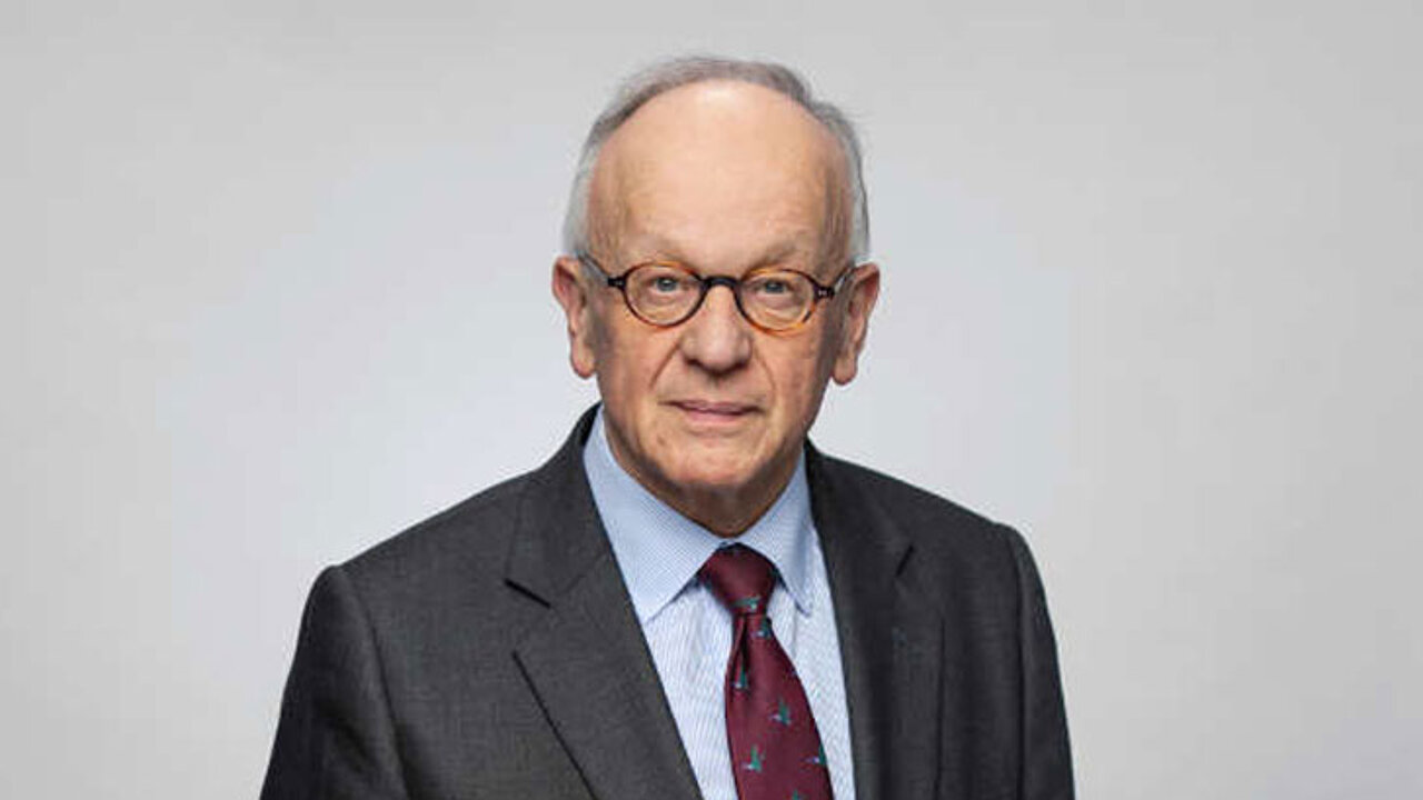 Dr. Hermann Onko Aeikens