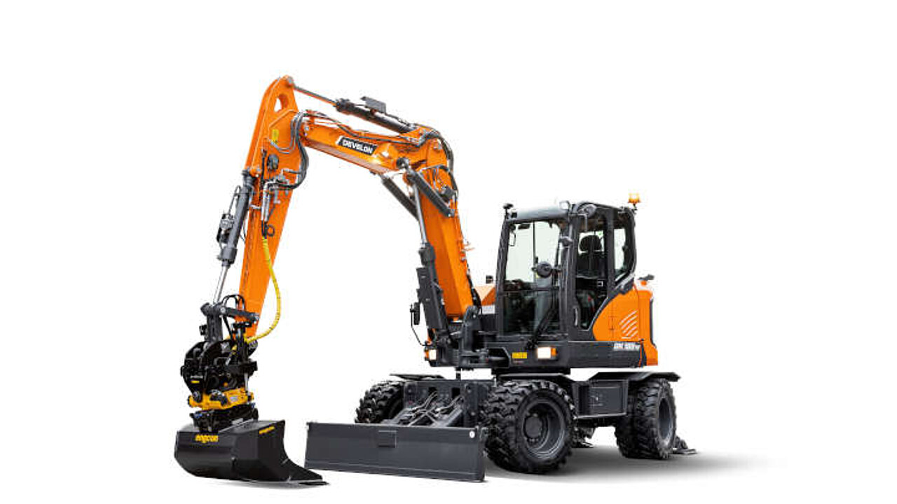 DEVELON Bagger 