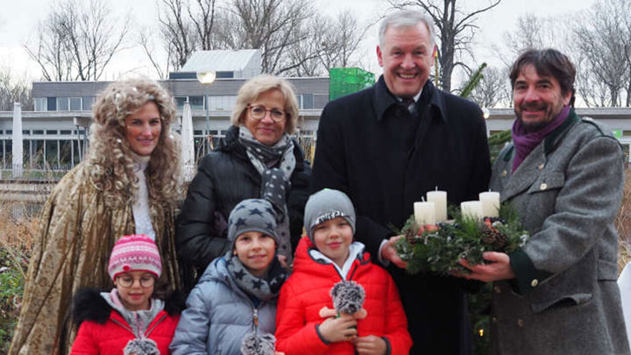 Christkind Carina