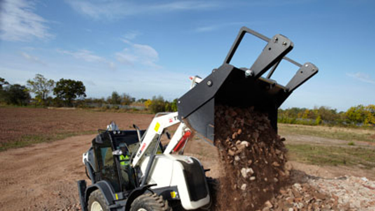 Terex TLB890