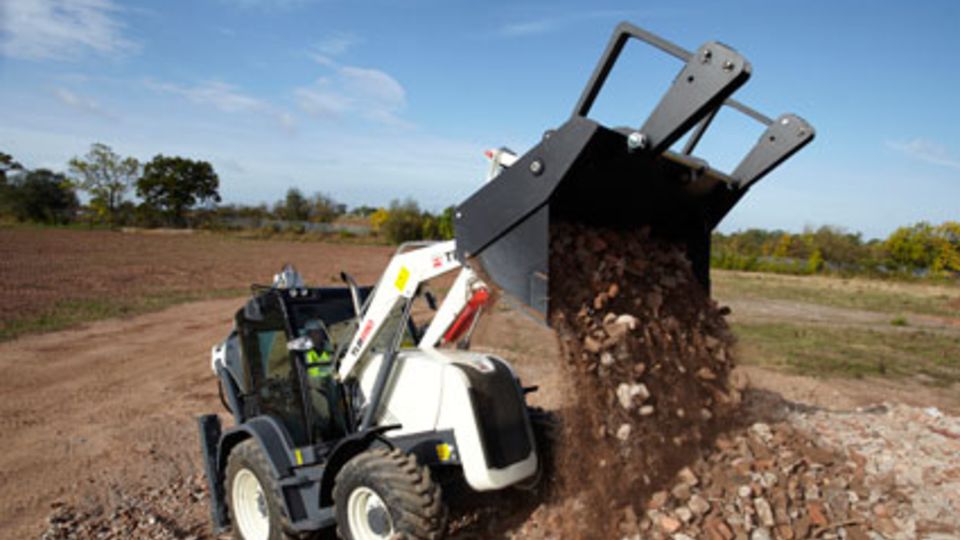 Terex TLB890